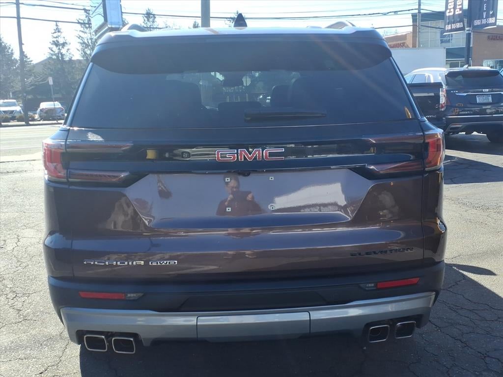 2024 GMC Acadia Elevation
