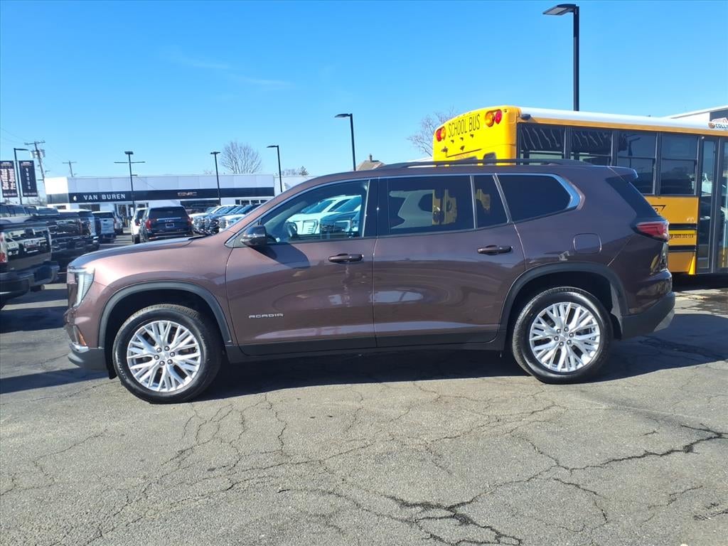 2024 GMC Acadia Elevation