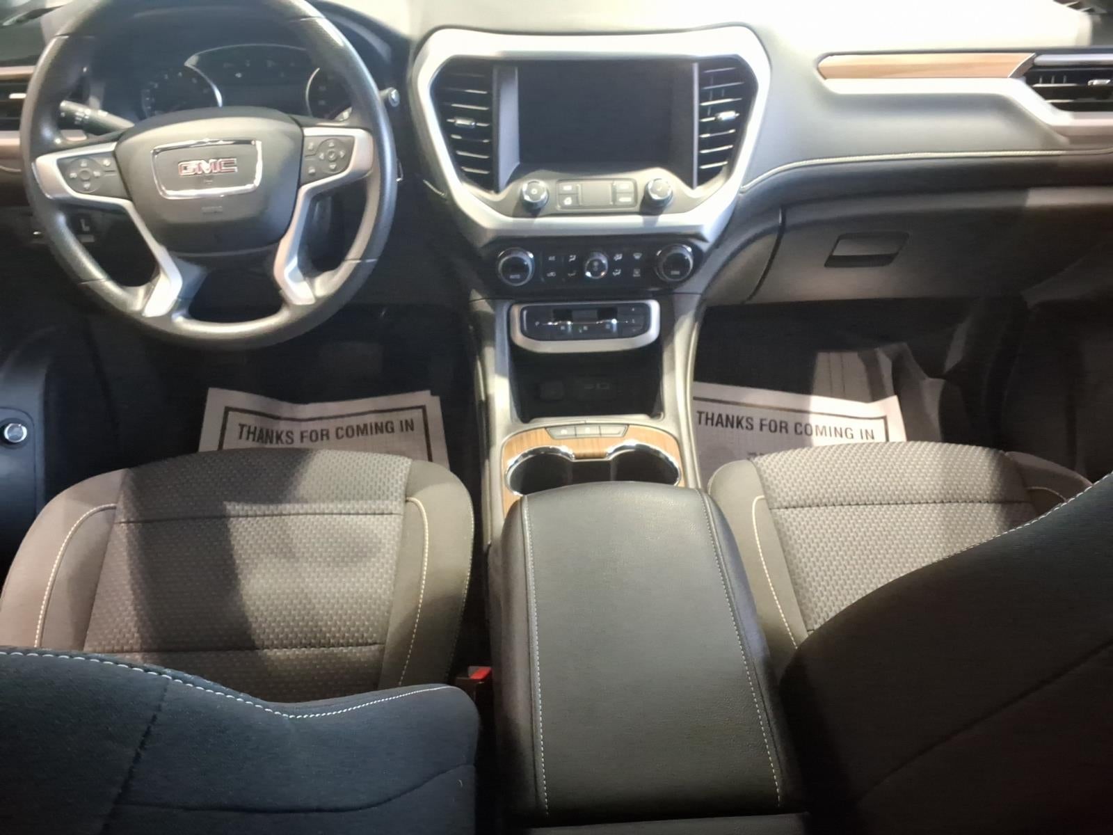 2023 GMC Acadia SLE