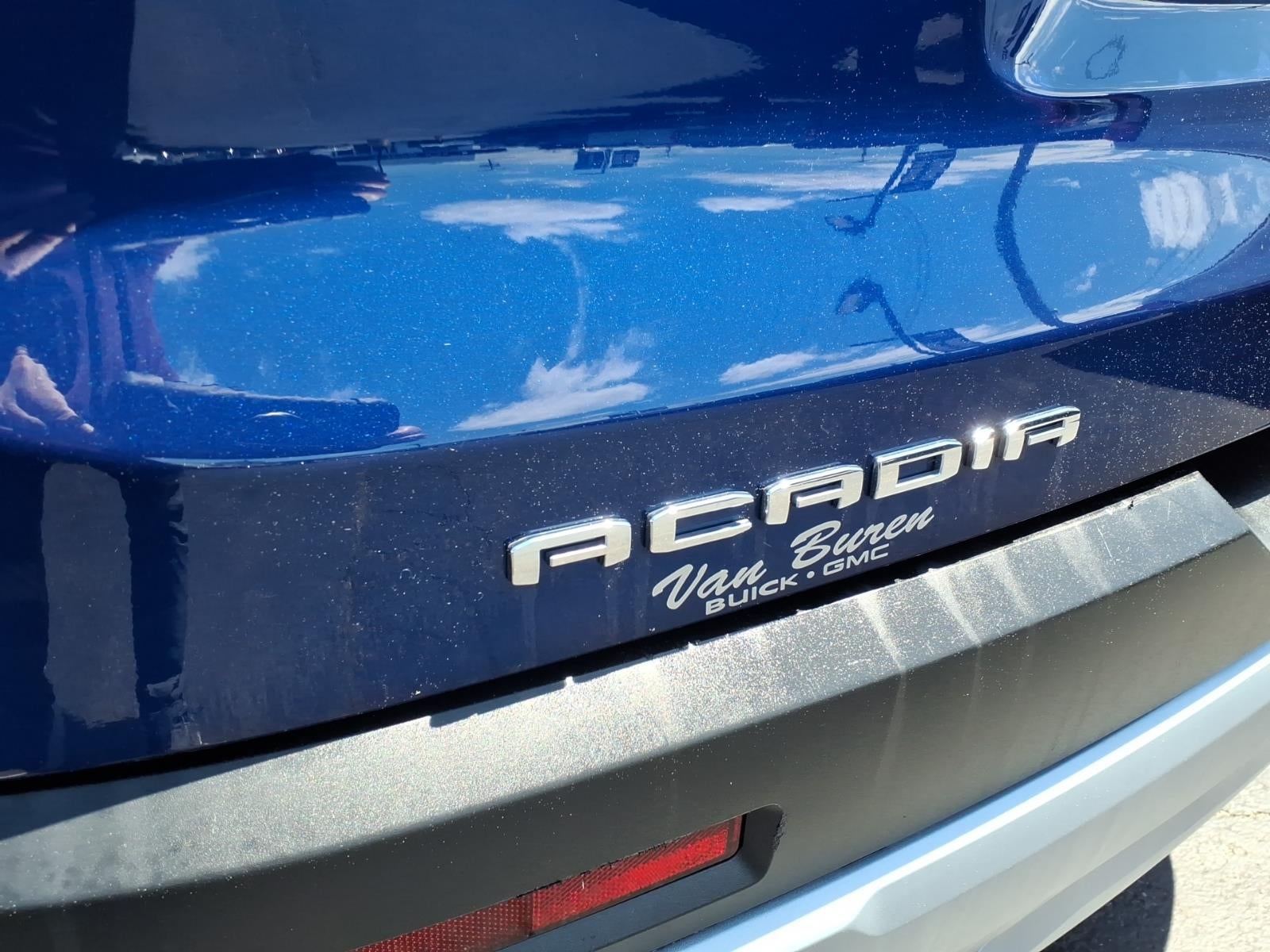 2023 GMC Acadia SLE