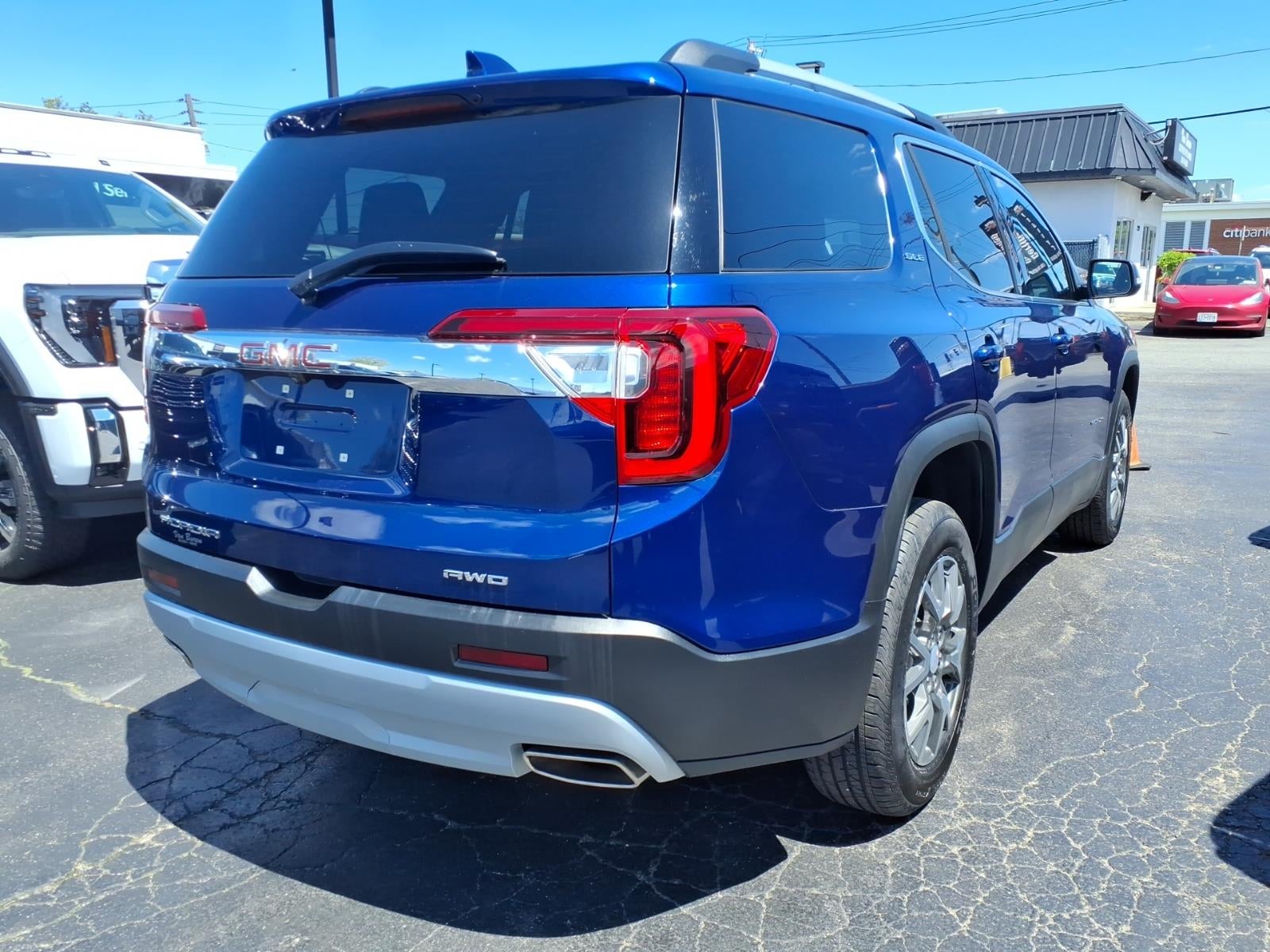 2023 GMC Acadia SLE