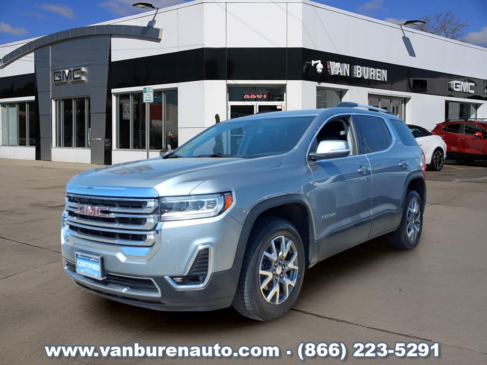 2023 GMC Acadia SLT