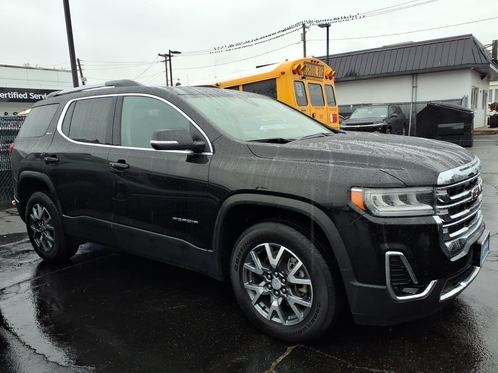 2023 GMC Acadia SLT