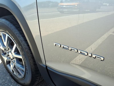 2023 GMC Acadia SLT