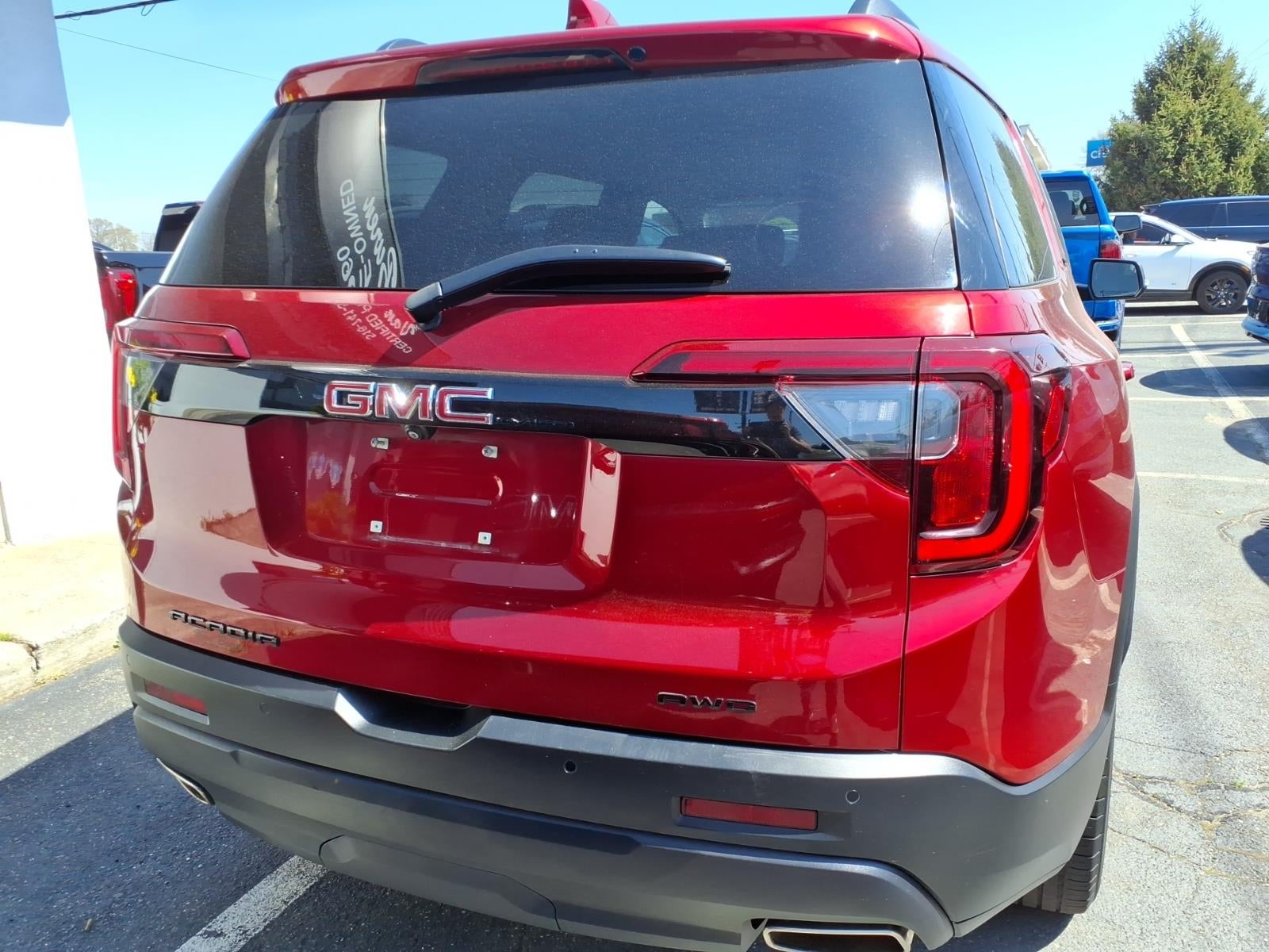 2023 GMC Acadia SLT - Photo 6