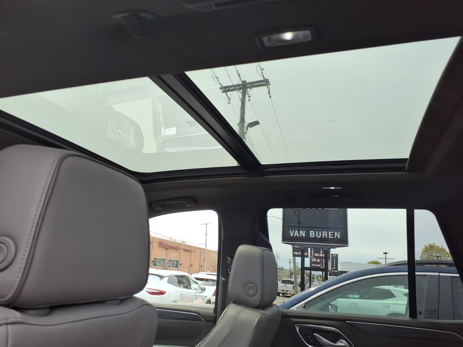 2023 GMC Yukon SLT