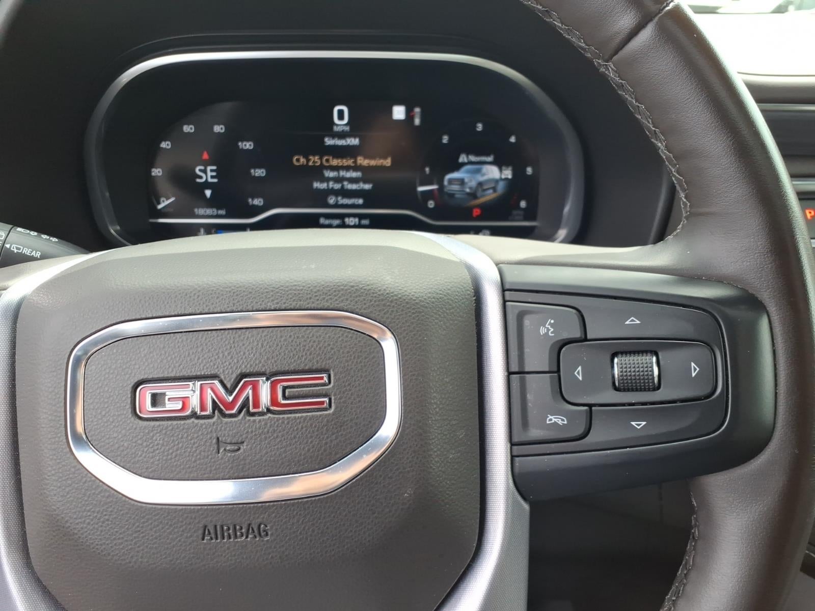 2023 GMC Yukon SLT