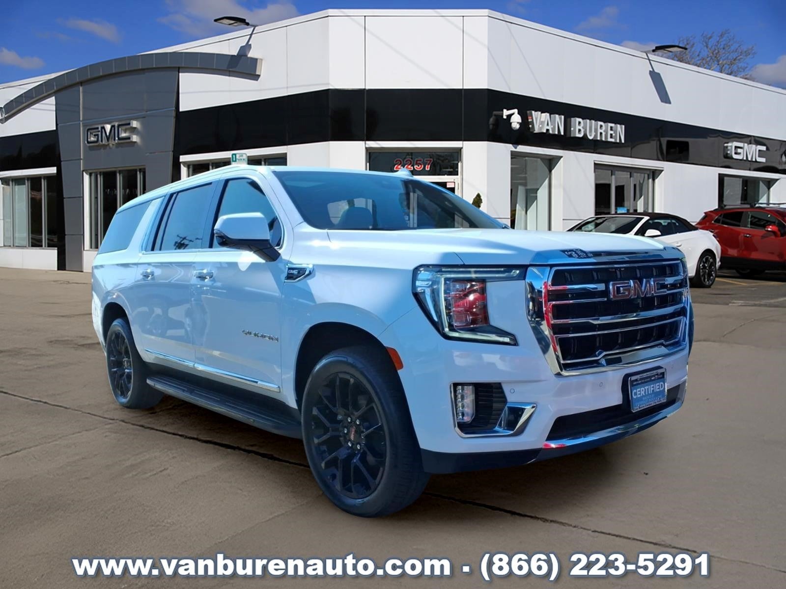 2023 GMC Yukon XL SLT