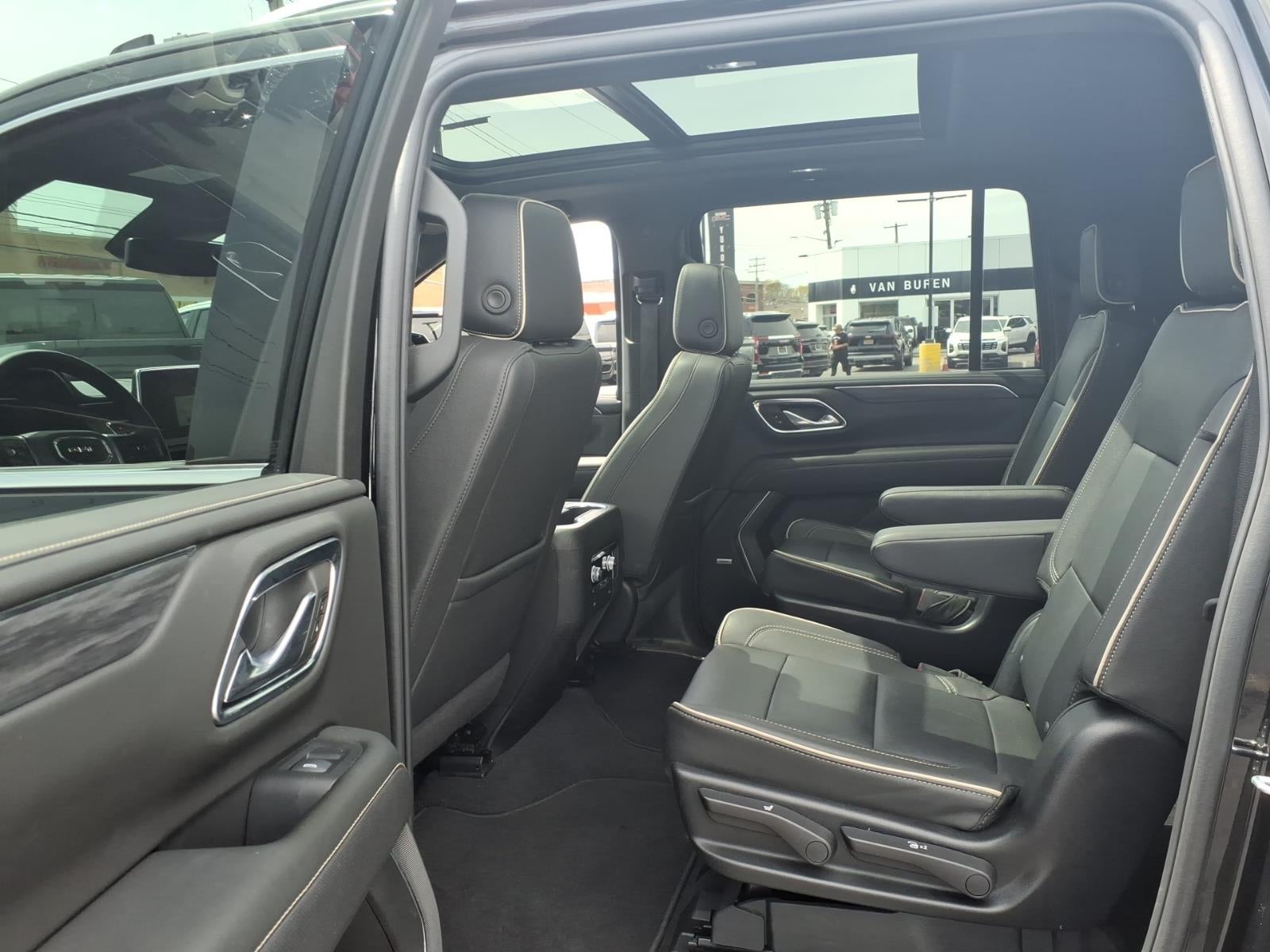 2024 GMC Yukon XL SLT