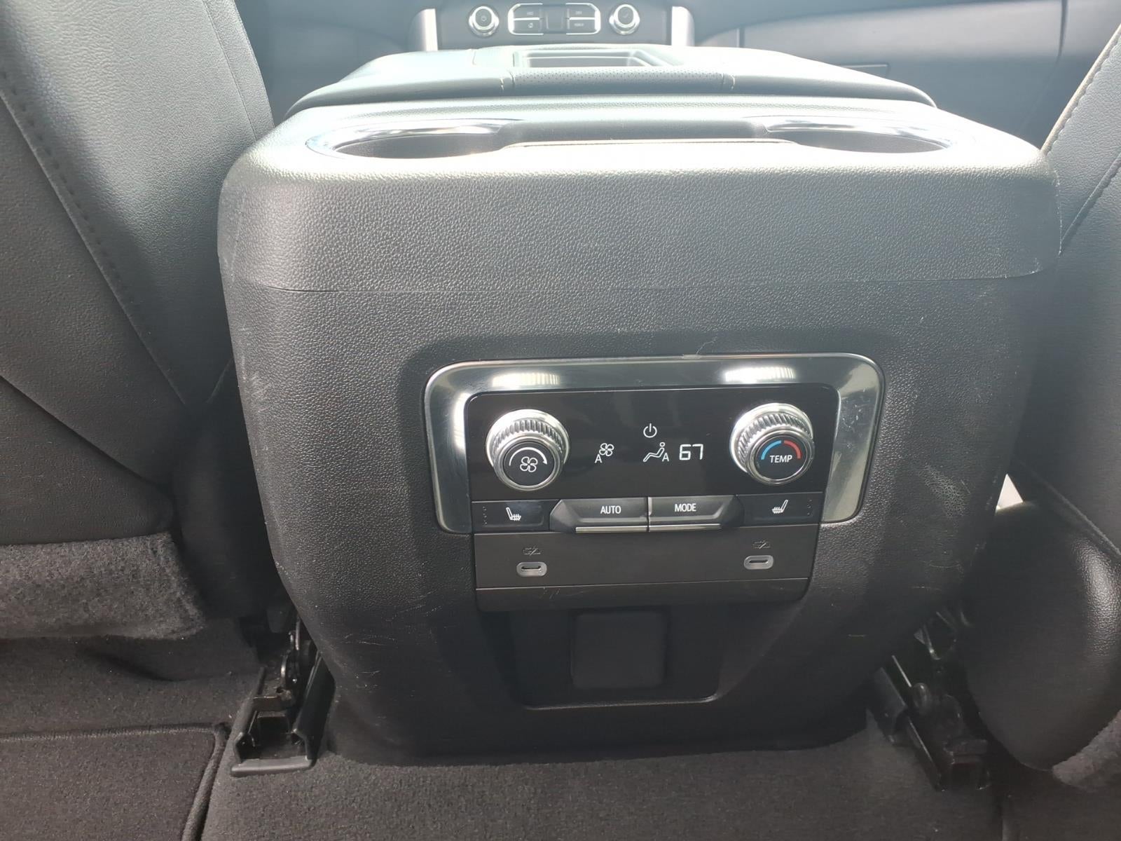 2024 GMC Yukon XL SLT