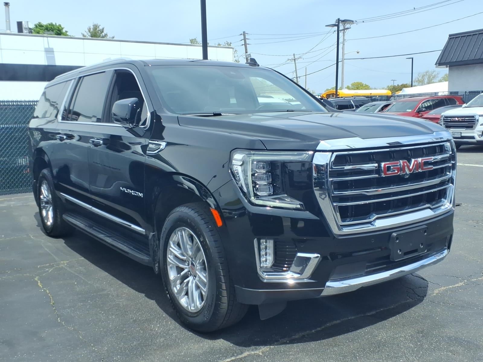 2024 GMC Yukon XL SLT