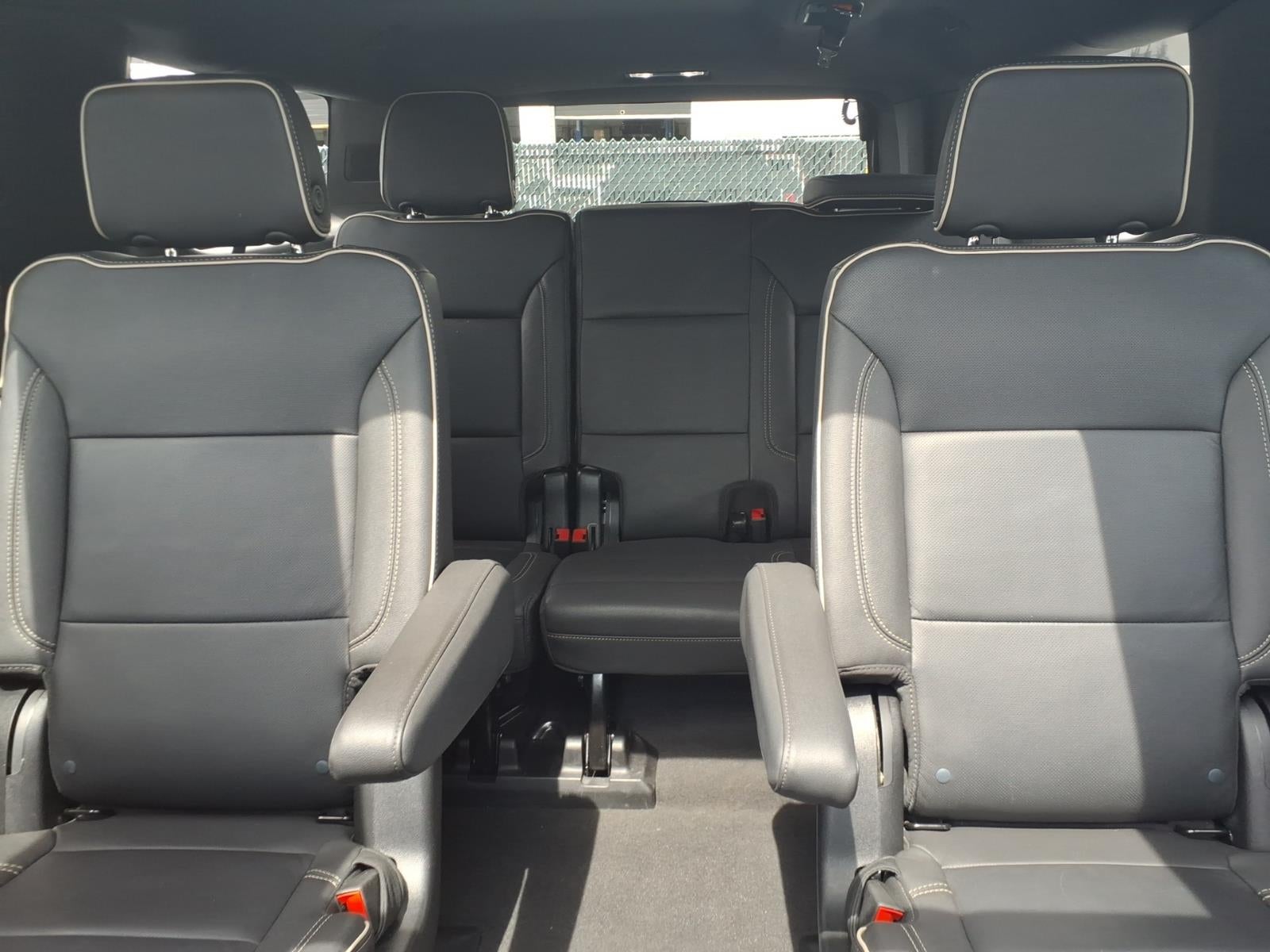 2024 GMC Yukon XL SLT