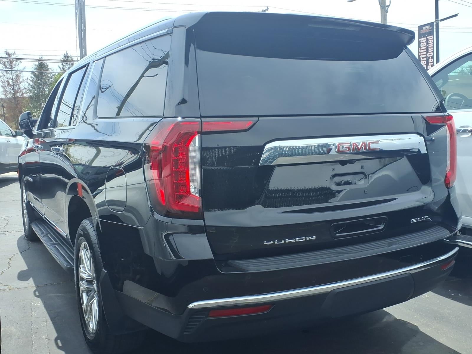 2024 GMC Yukon XL SLT