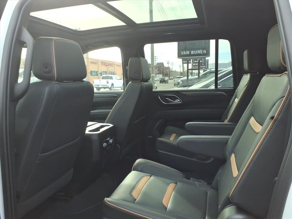 2023 GMC Yukon XL AT4