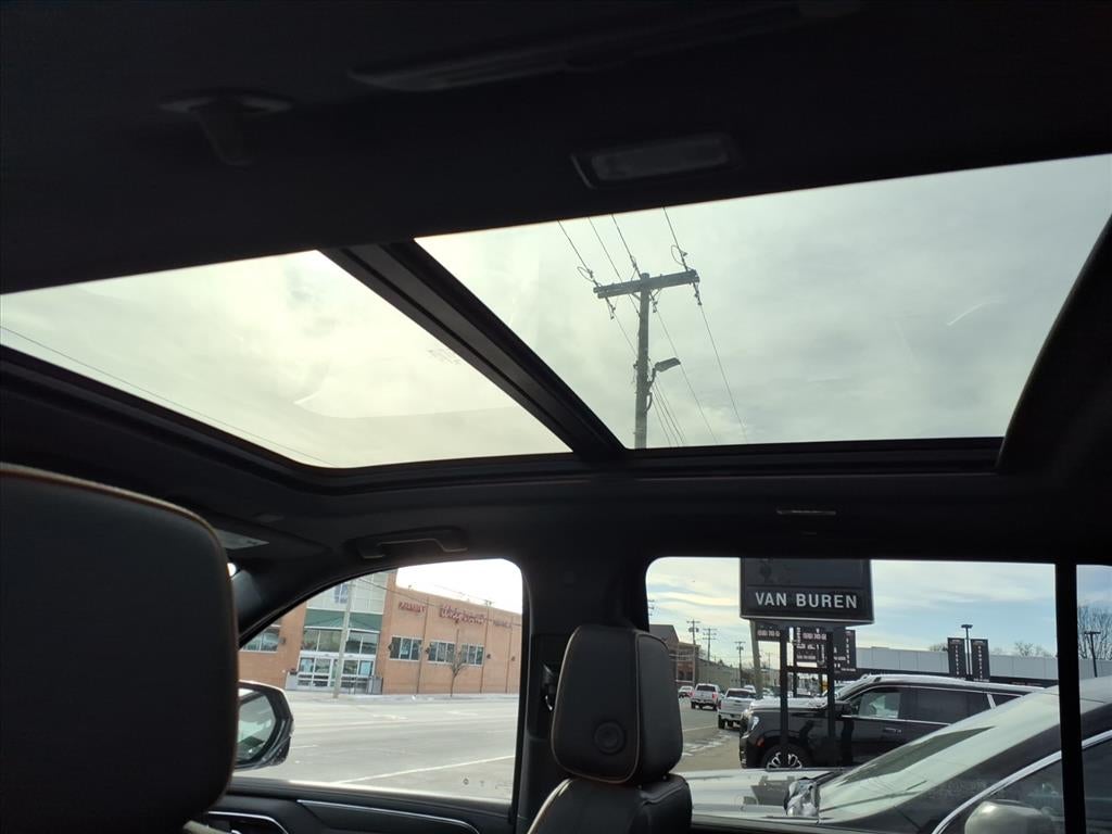 2023 GMC Yukon XL AT4