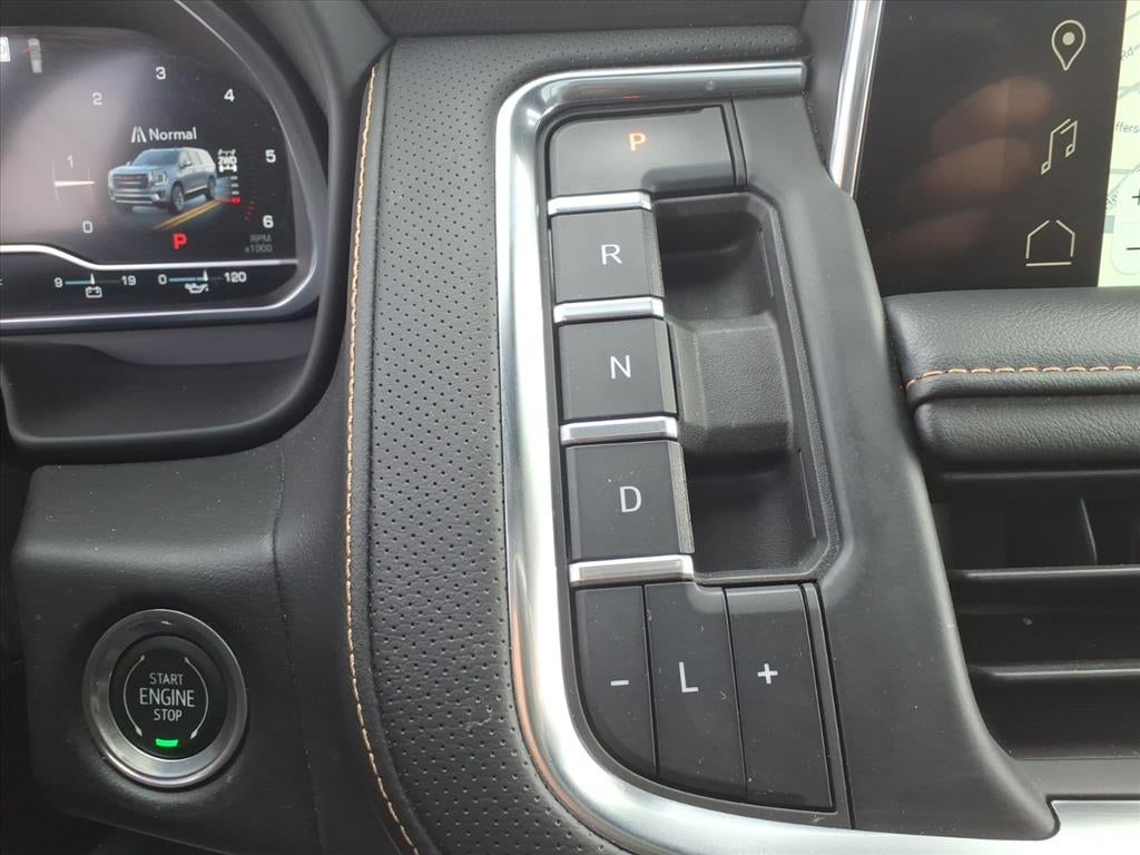 2023 GMC Yukon XL AT4