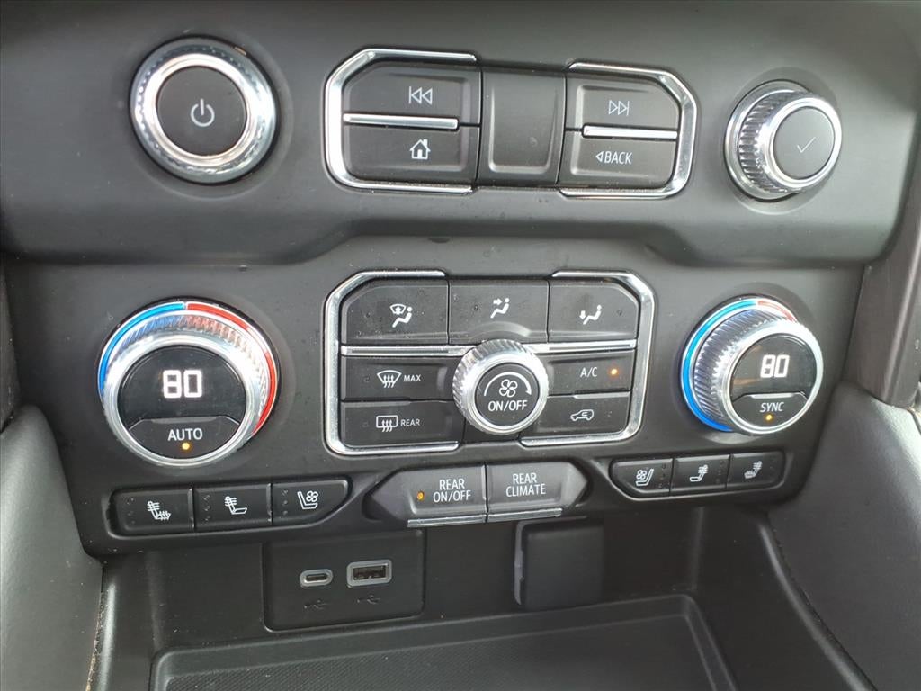 2023 GMC Yukon XL AT4