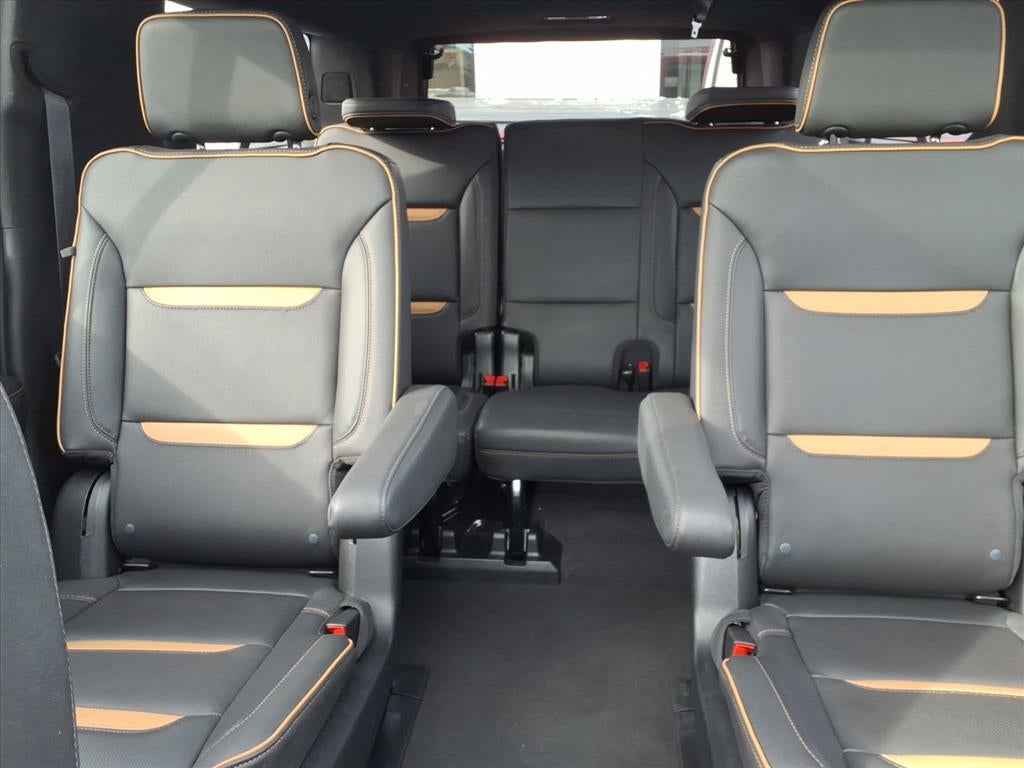 2023 GMC Yukon XL AT4