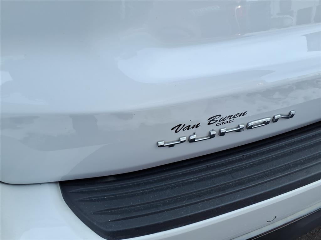 2023 GMC Yukon XL AT4