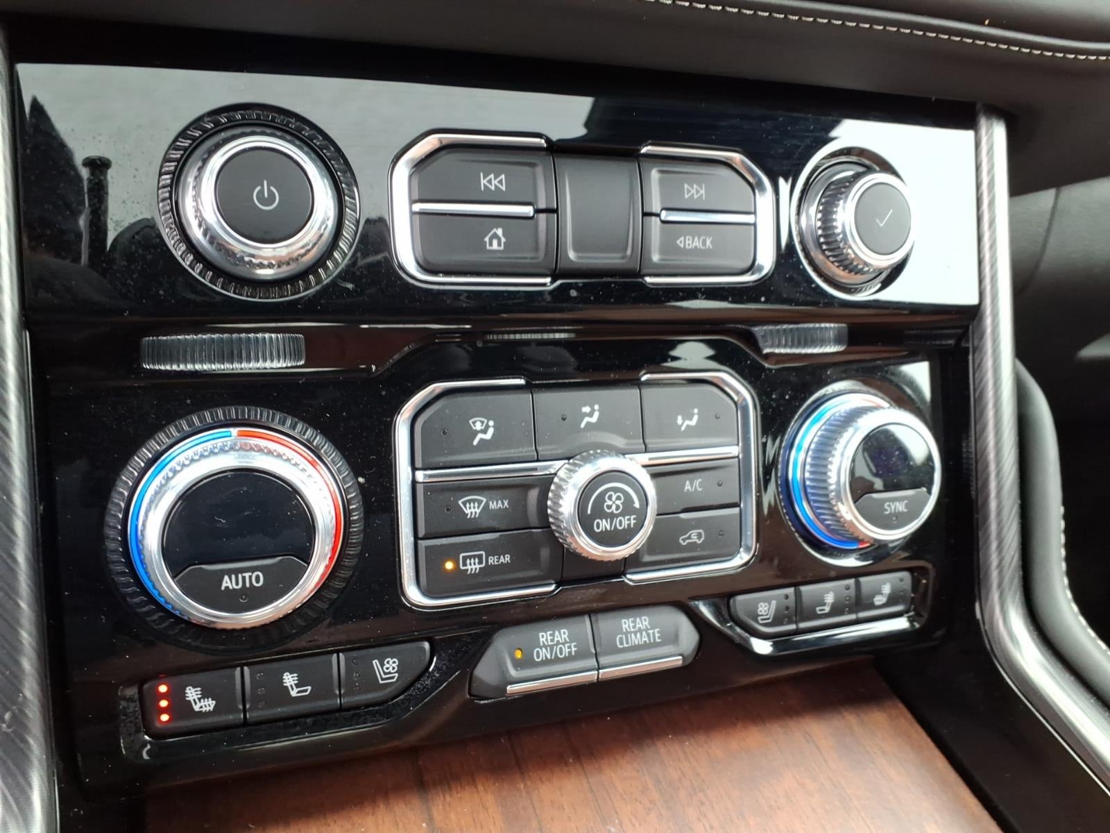 2023 GMC Yukon XL Denali Ultimate