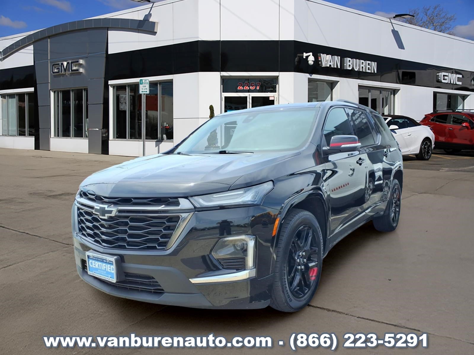 2023 Chevrolet Traverse Premier