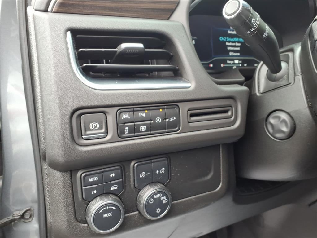 2022 Chevrolet Suburban LT