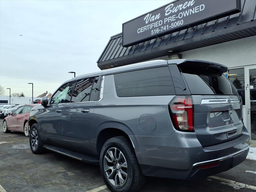 2022 Chevrolet Suburban LT