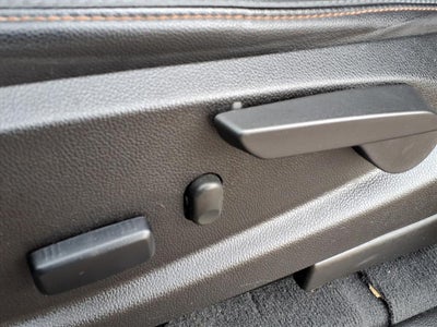 2022 GMC Canyon AT4 - Leather