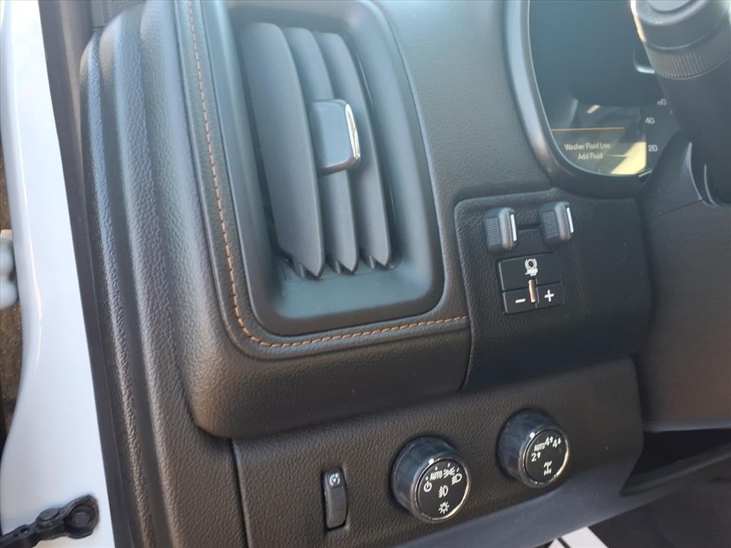 2022 GMC Canyon AT4 - Leather