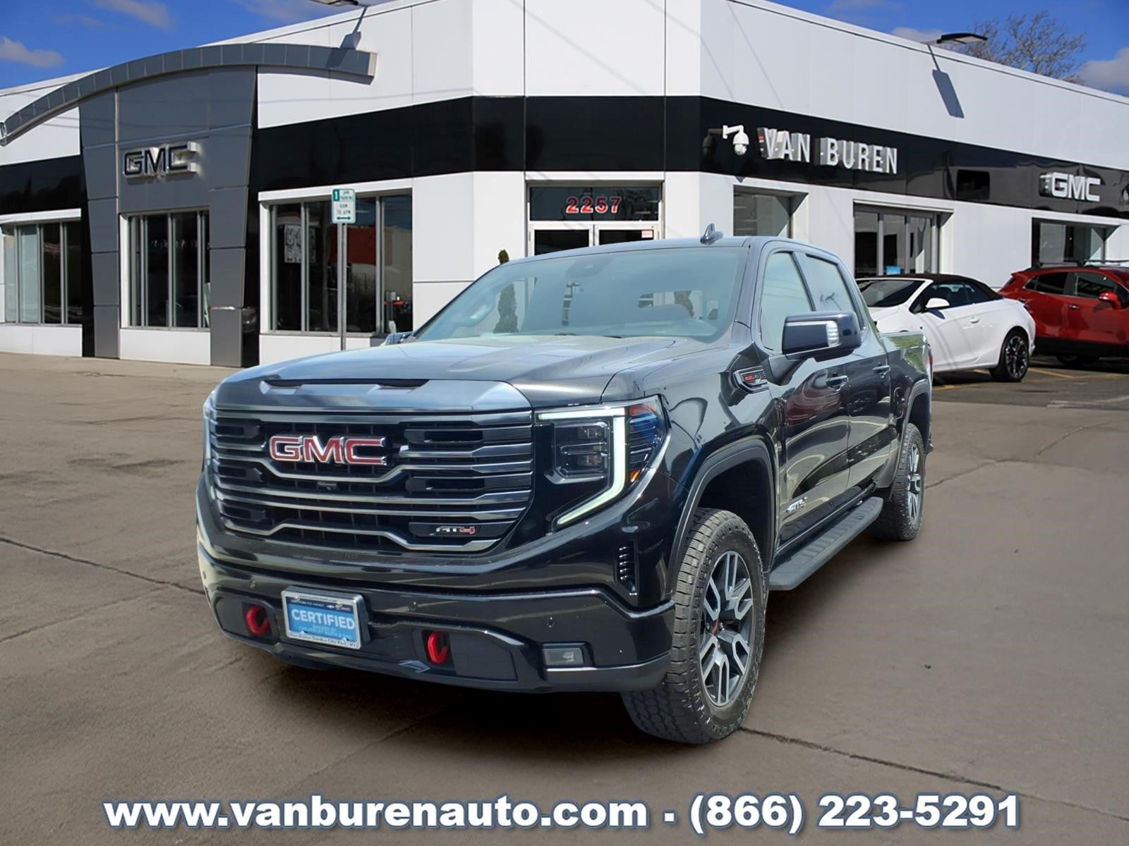 2024 GMC Sierra 4WD Crew Cab Short Box AT4's photo