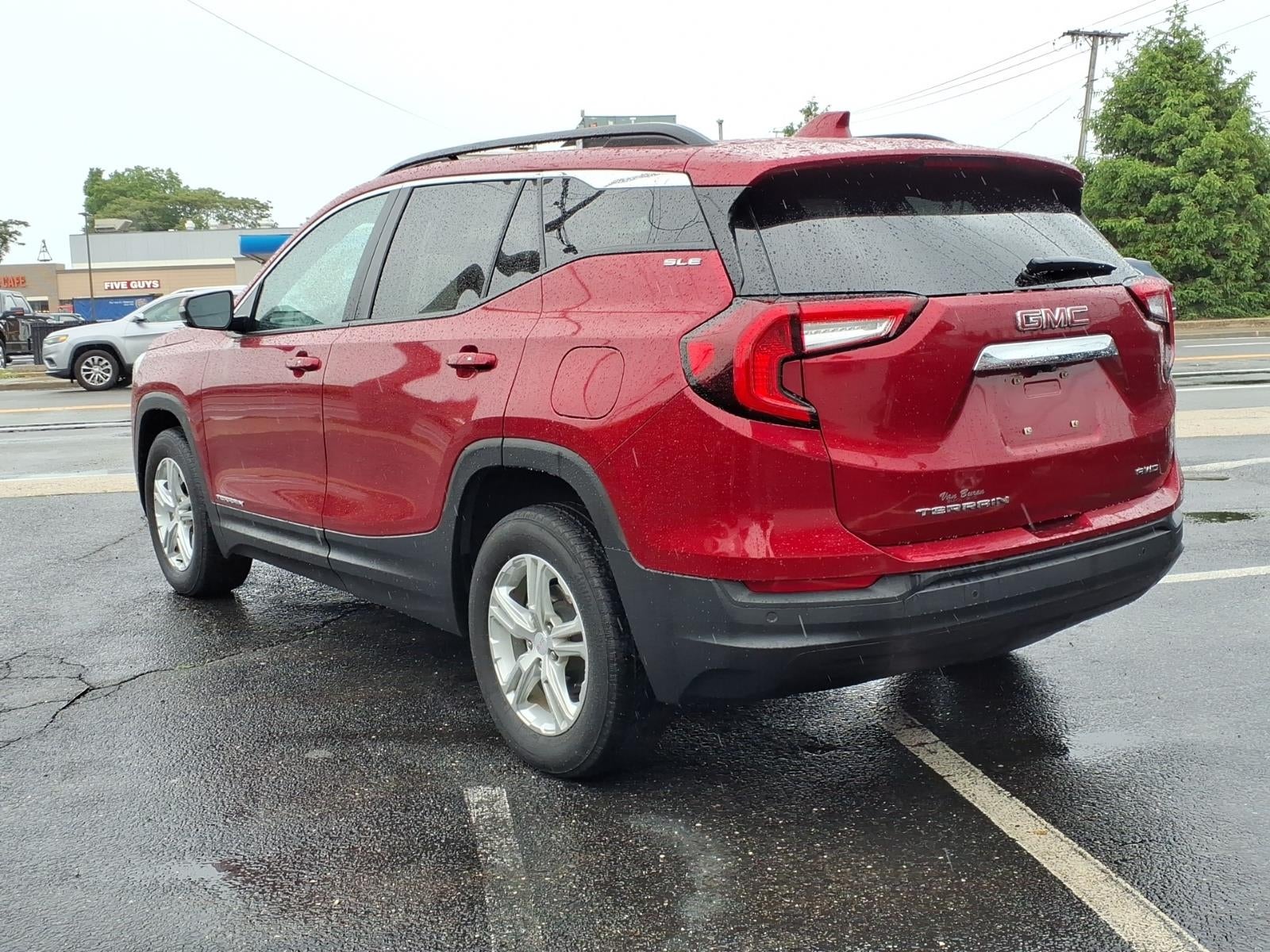 2023 GMC Terrain SLE