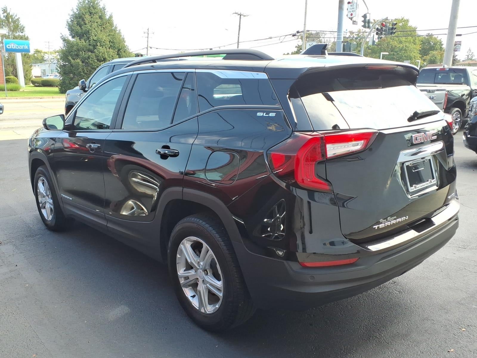 2023 GMC Terrain SLE