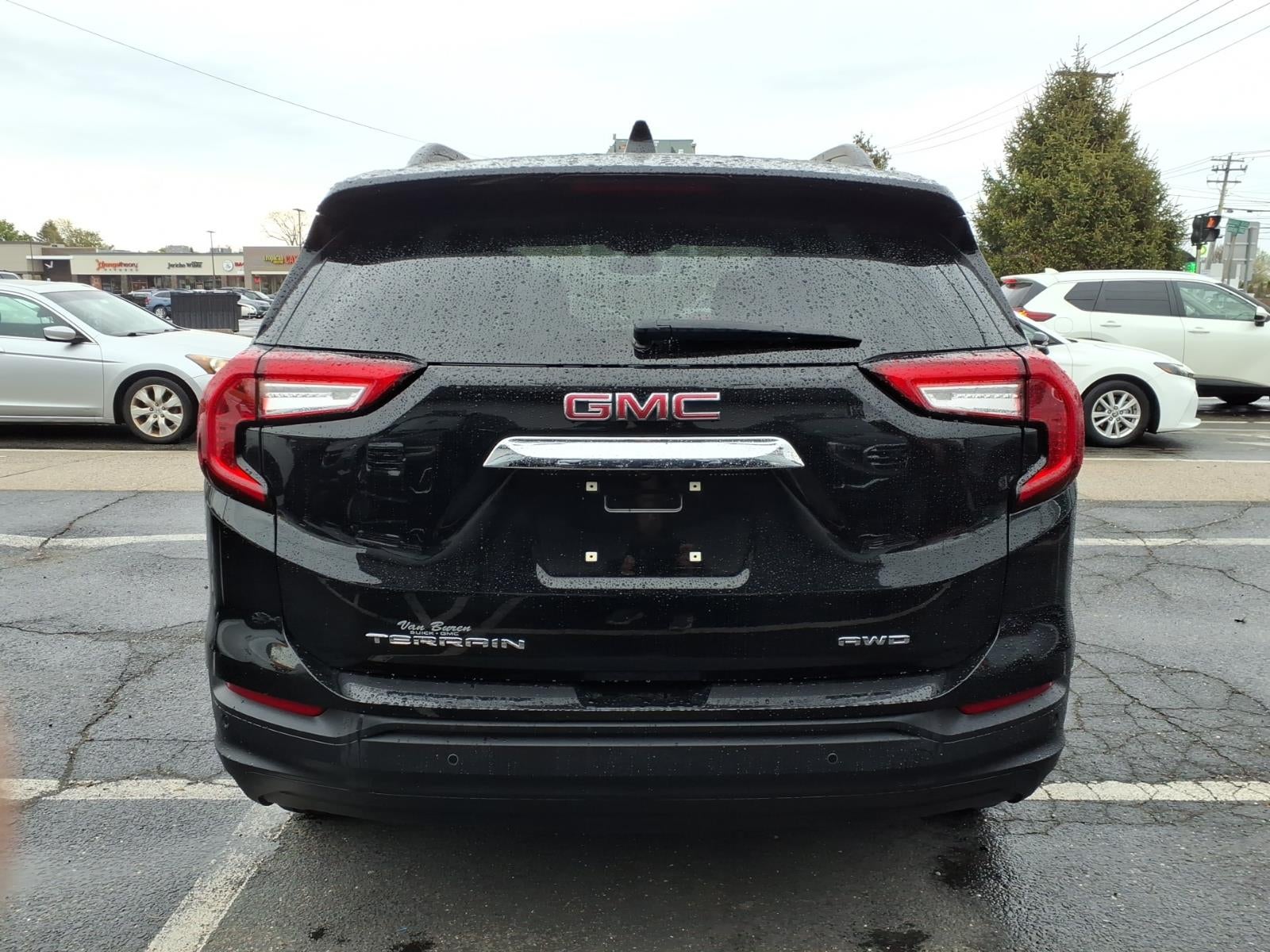 2023 GMC Terrain SLE