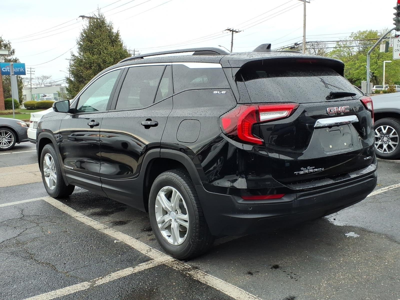 2023 GMC Terrain SLE