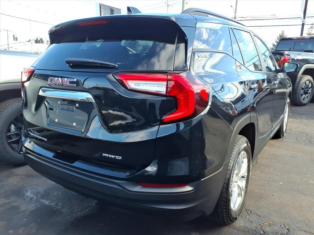 2022 GMC Terrain SLE