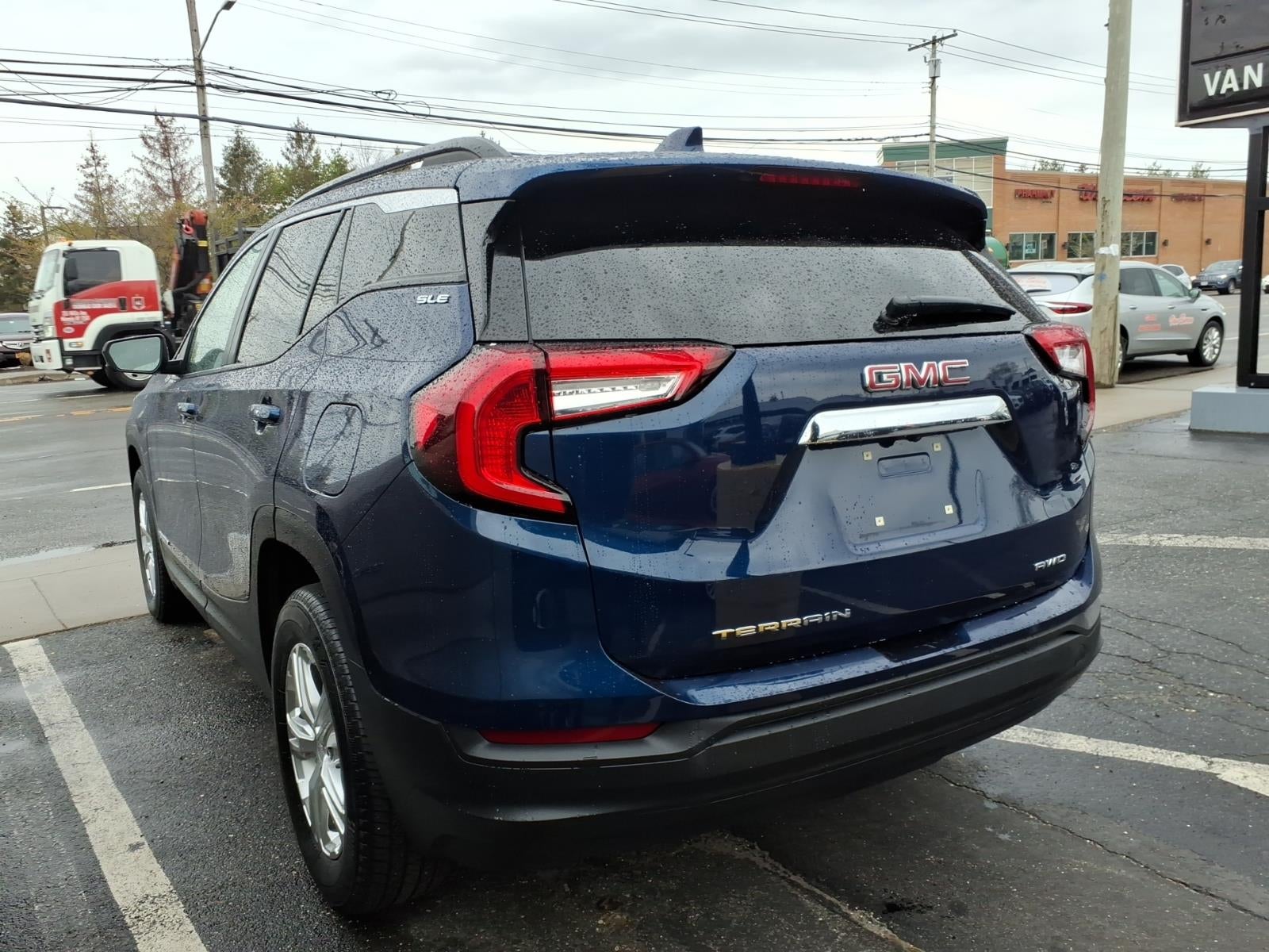 2022 GMC Terrain SLE