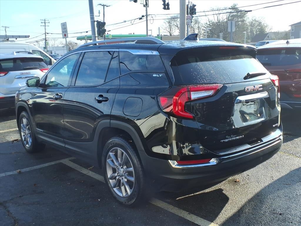 2023 GMC Terrain SLT