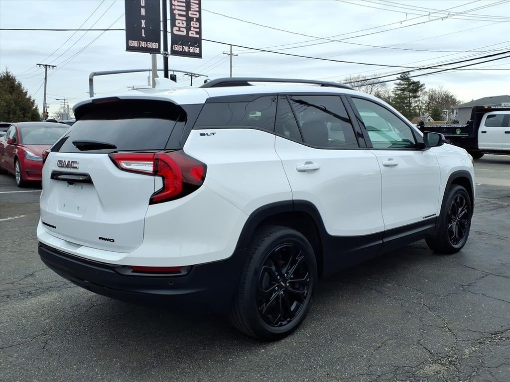 2022 GMC Terrain SLT