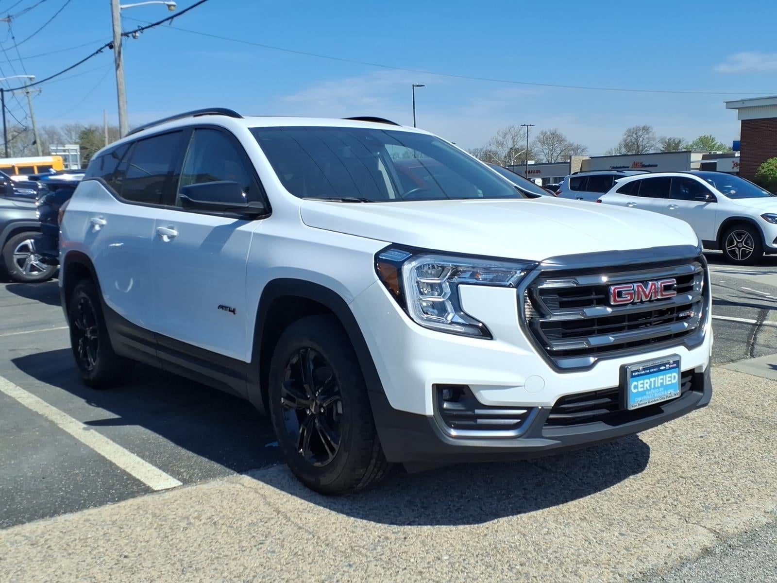 2023 GMC Terrain AT4