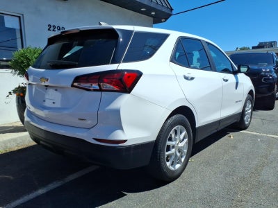 2023 Chevrolet Equinox LS