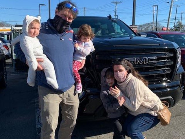 Congrats to the McKenna Family on your new 2021 Sierra 1500